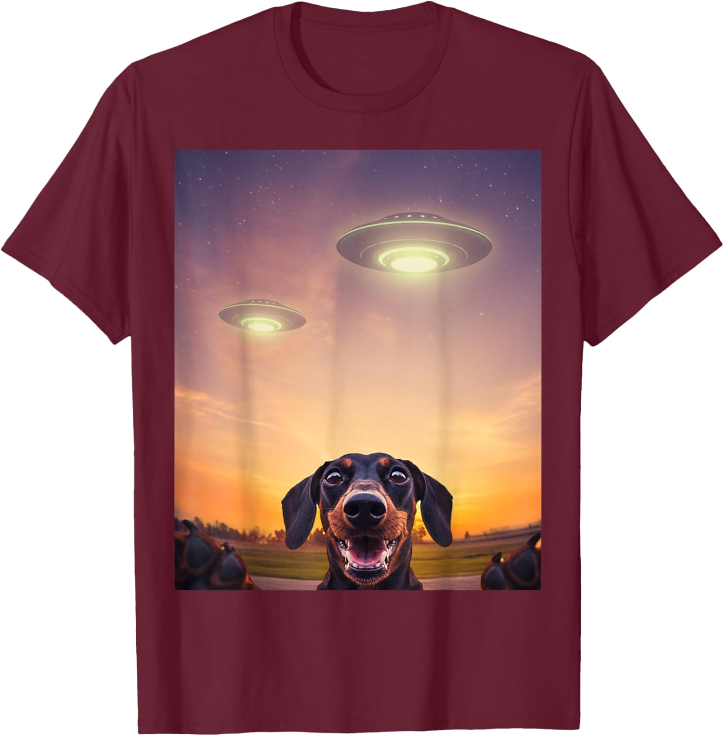 Funny Dachshund UFO Sighting Selfie T-Shirt for Dog Lovers - 2