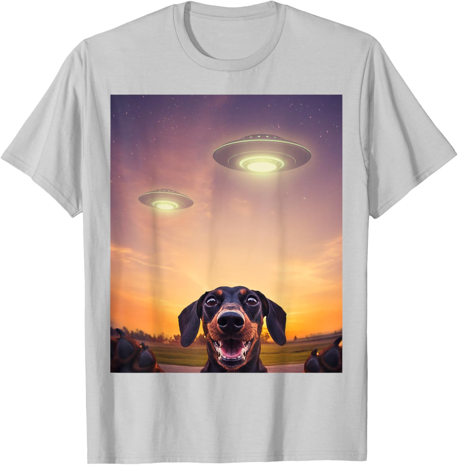Funny Dachshund UFO Sighting Selfie T-Shirt for Dog Lovers - 26