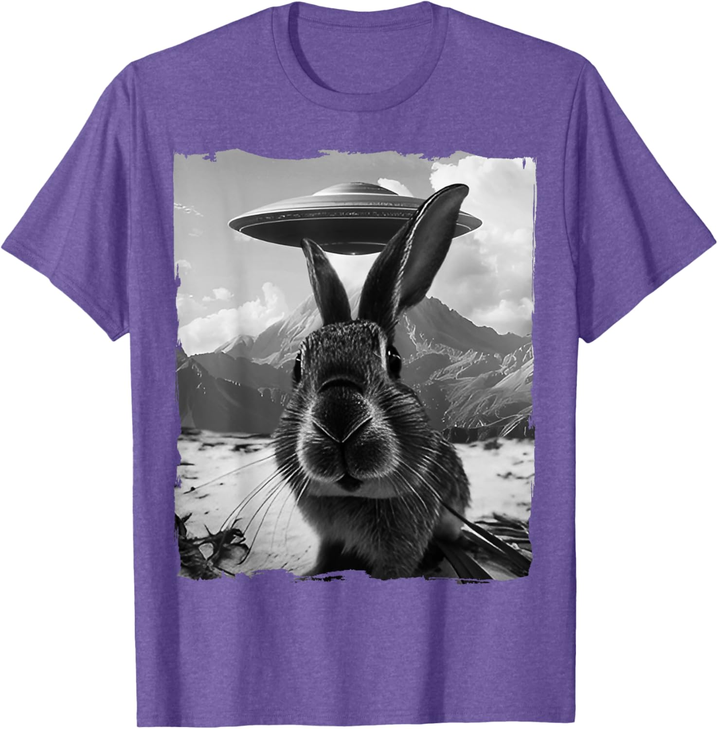 Cute Bunny Rabbit Selfie with Alien and UFO T-Shirt for Fun Lovers - 8