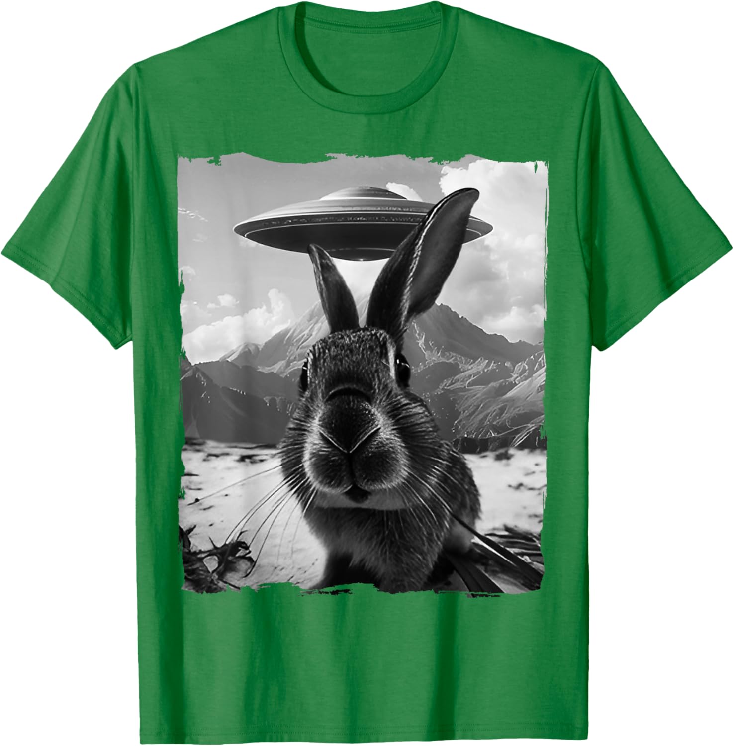 Cute Bunny Rabbit Selfie with Alien and UFO T-Shirt for Fun Lovers - 2