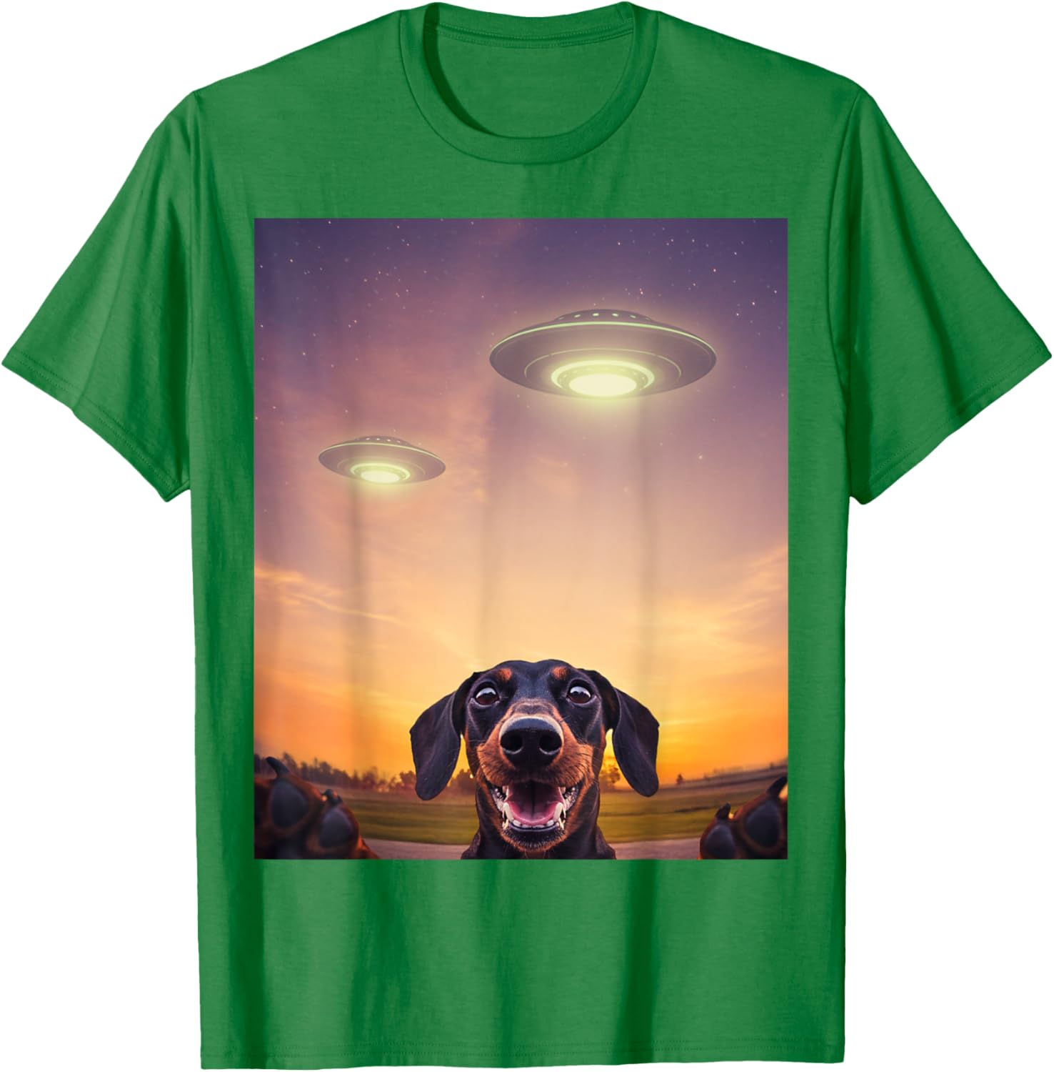 Funny Dachshund UFO Sighting Selfie T-Shirt for Dog Lovers - 28