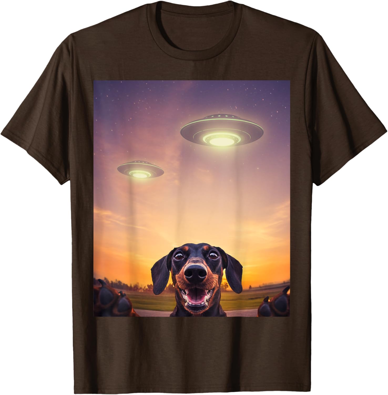 Funny Dachshund UFO Sighting Selfie T-Shirt for Dog Lovers - 8